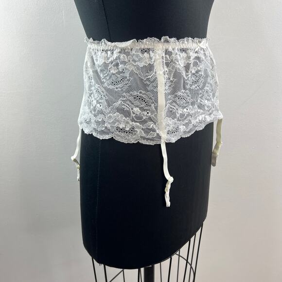 Vintage Lily Of France White Hollywood Garter Belt Stretch Floral Lace One Size - Picture 3 of 7